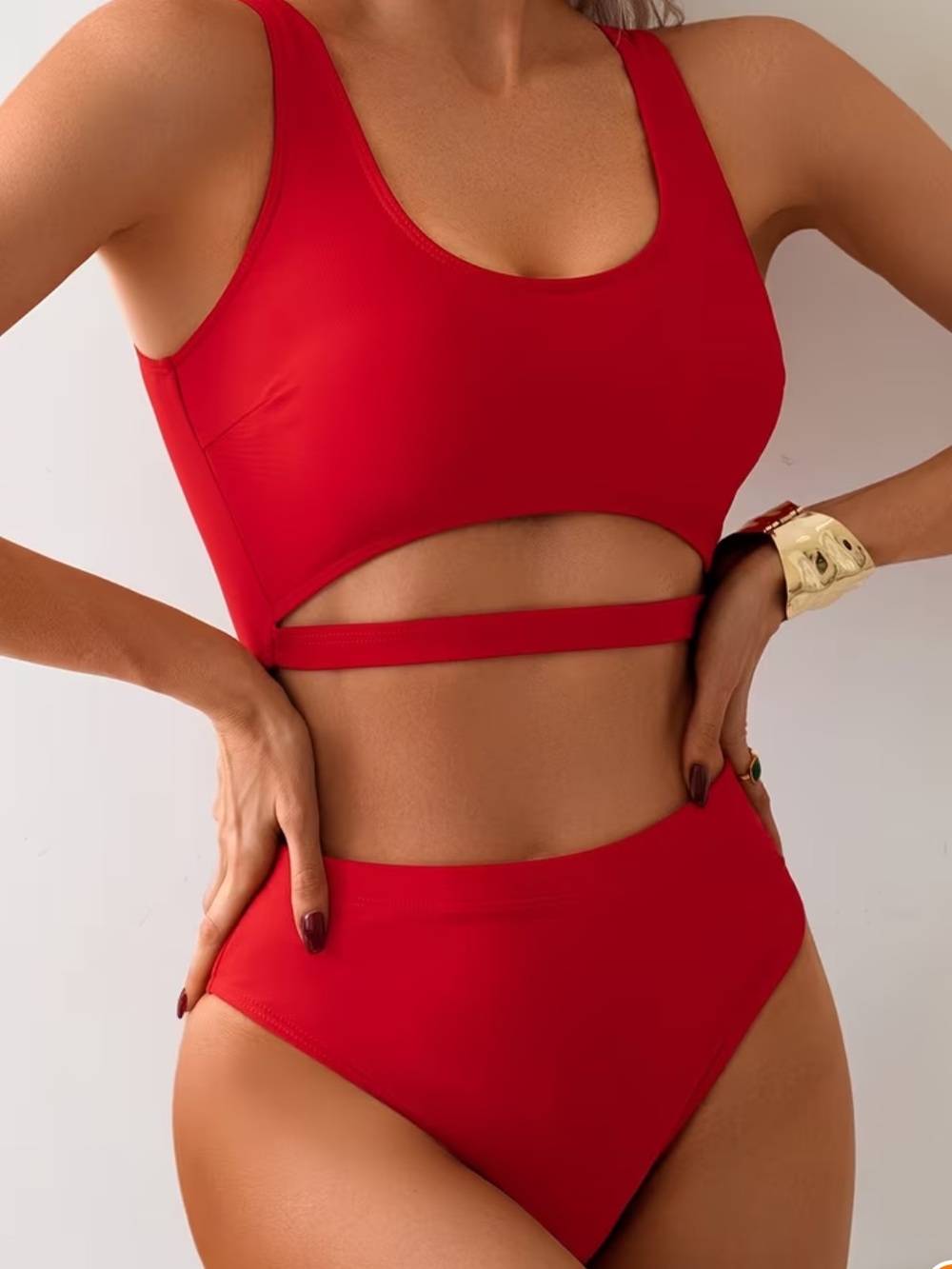 Never Worn- Red Women's Two-Piece Swim Set - Sporty Bikini Top & High-Cut Bottom
